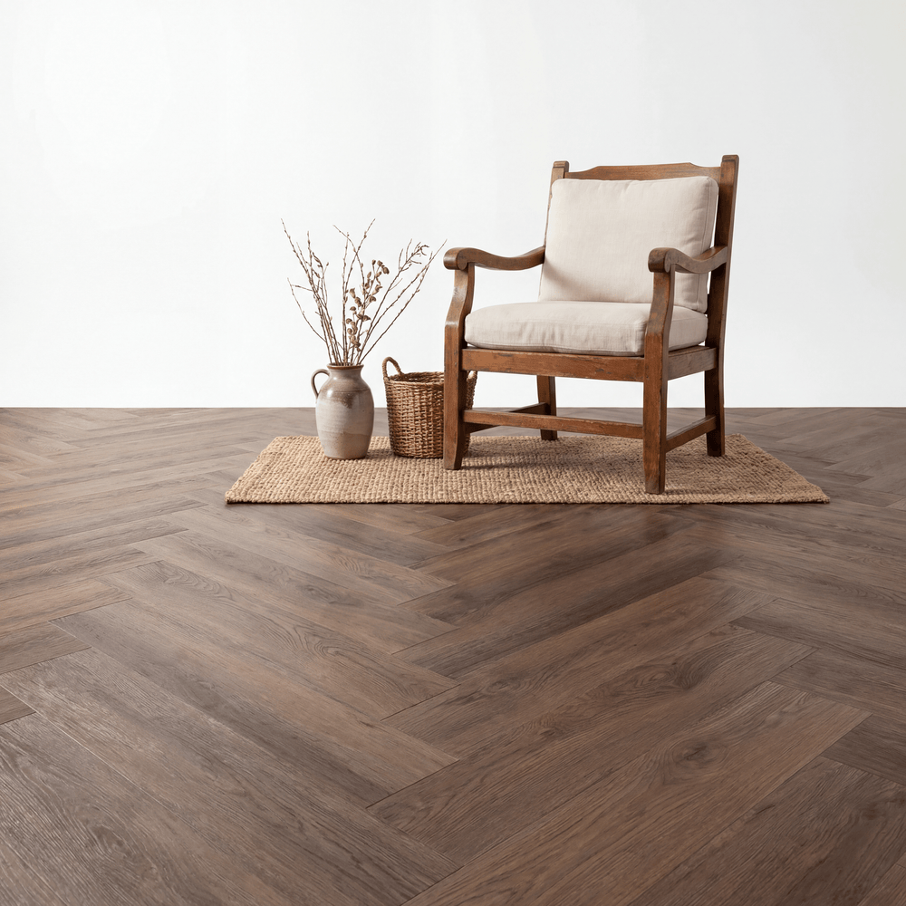 Altessa Visgraat Brown Plak PVC - Vloerenbeer