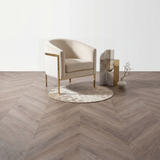 Lux Tenebrae Chevron Chêne Fumé PVC en Planches