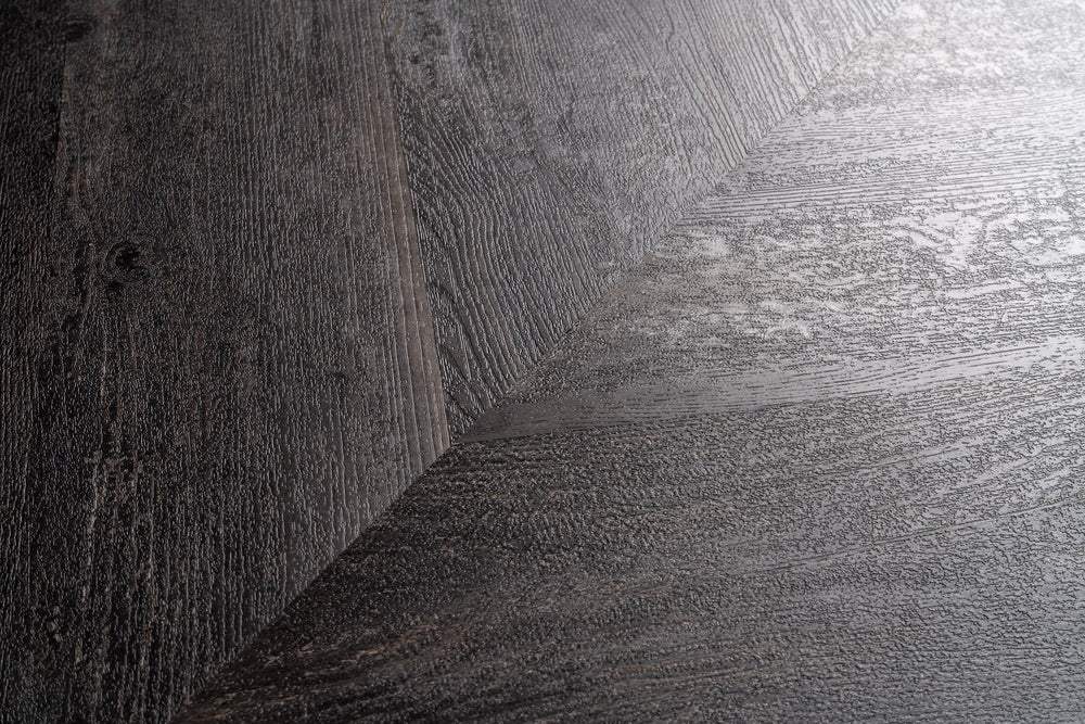 Lux Tenebrae Chevron Charred Black Oak Plak PVC - Vloerenbeer