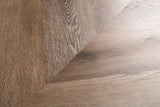 Lux Tenebrae Chevron Chêne Foncé Lames PVC