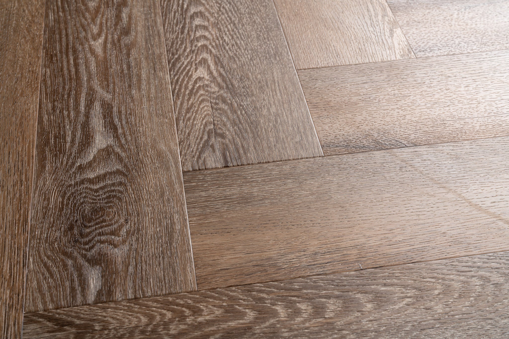 Lux Tenebrae Visgraat Dark Oak Plak PVC - Vloerenbeer