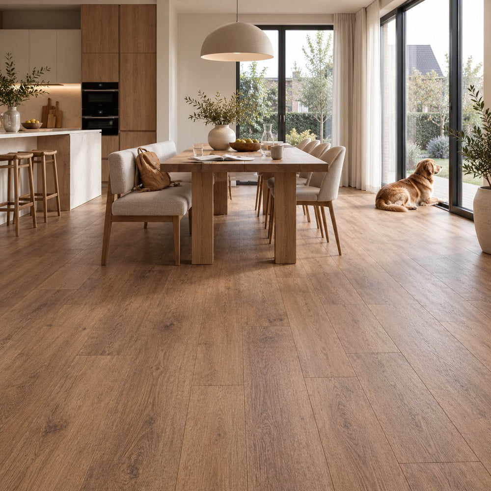 Dunea Rechte Plank Natural Oak Klik PVC in een Nederlands interieur